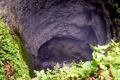 wejście do jaskini Avenul Bortig