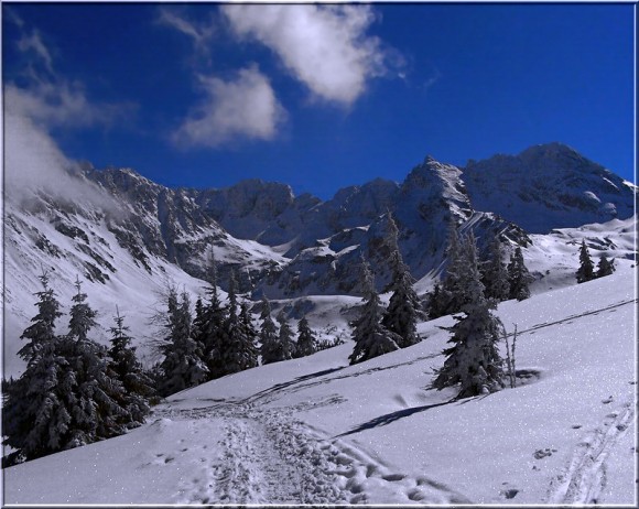 W Tatrach zimowo i niebezpiecznie, ale są inne góry do poznania