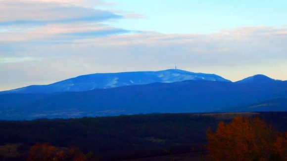 Najwyższy szczyt Węgier zdobyty, czyli na niebieskiej górze